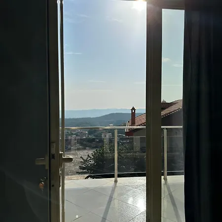 Freske Pensión Krujë